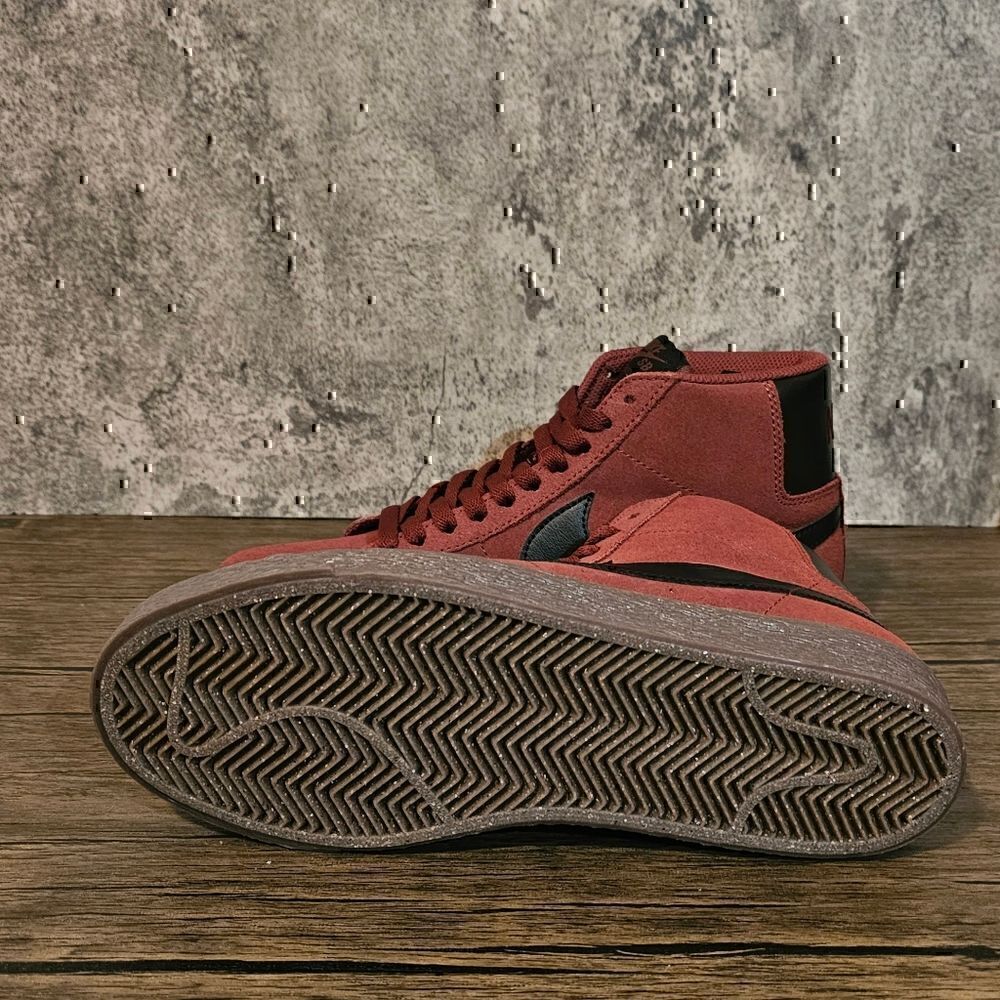 Nike SB Blazer "Men's"    - Picture 4 of 5